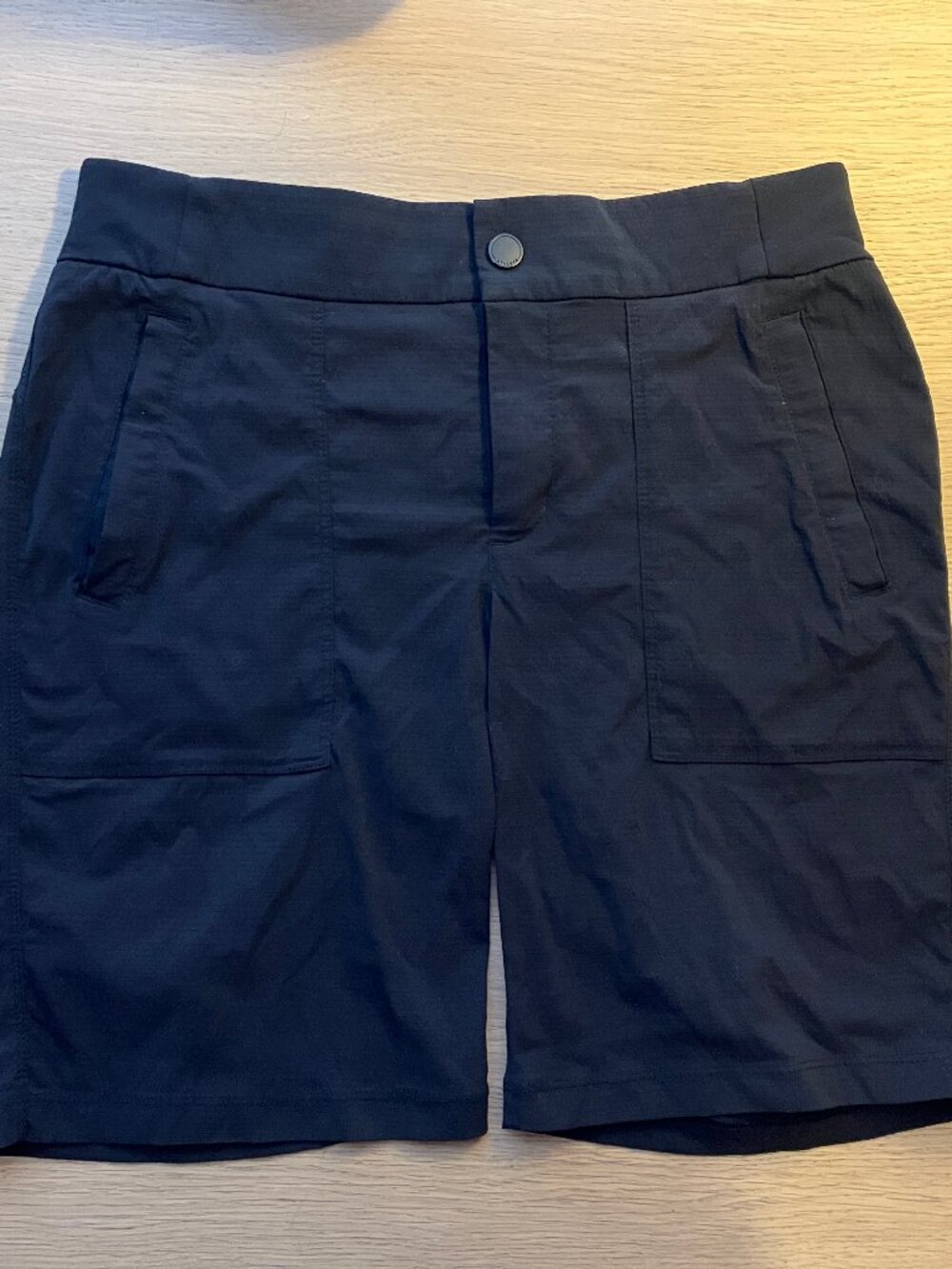 Athleta Women's Black Nylon Shorts Size 4